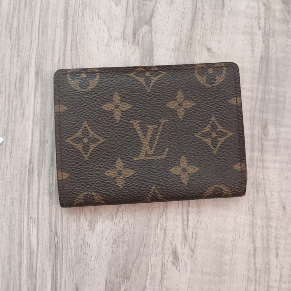 Louis Vuitton Card Holder - Monogram Canvas - Picture 1 of 9